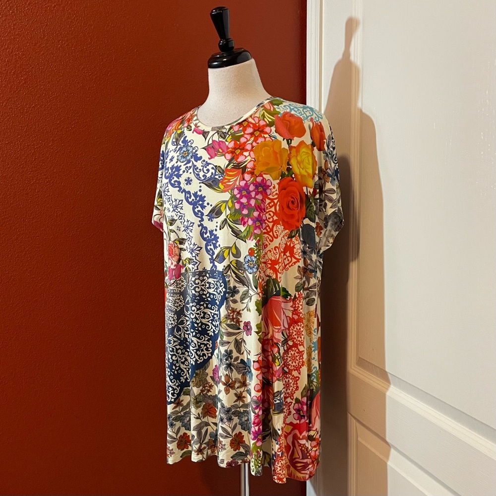 Johnny Was Women’s Tango Floral Mandala Relaxed Dolman Sleeve Boho Jersey Tunic